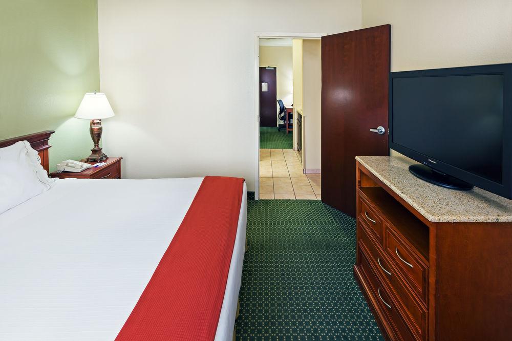 Four Points By Sheraton Dallas Arlington Entertainment District מראה חיצוני תמונה