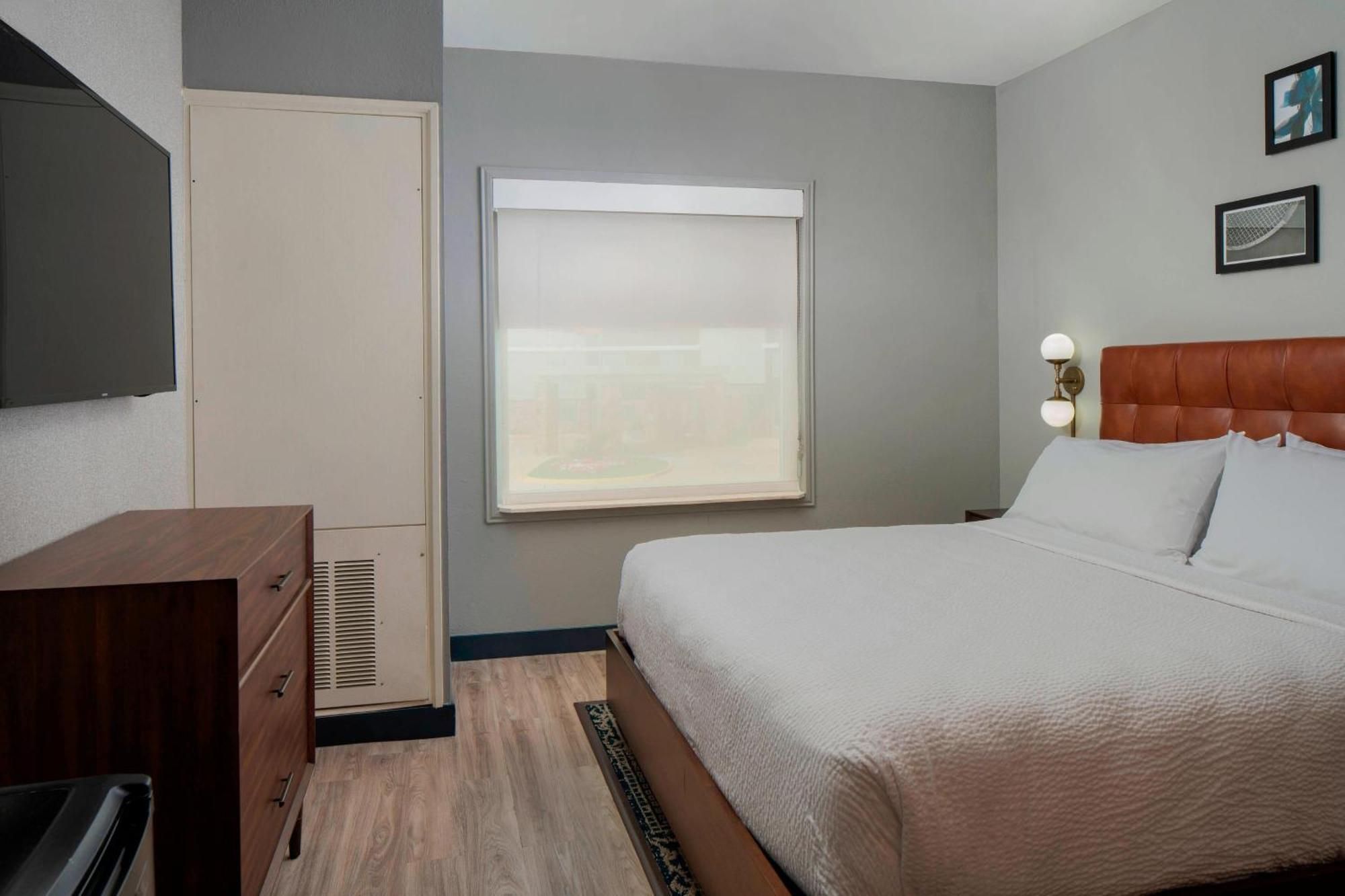 Four Points By Sheraton Dallas Arlington Entertainment District מראה חיצוני תמונה