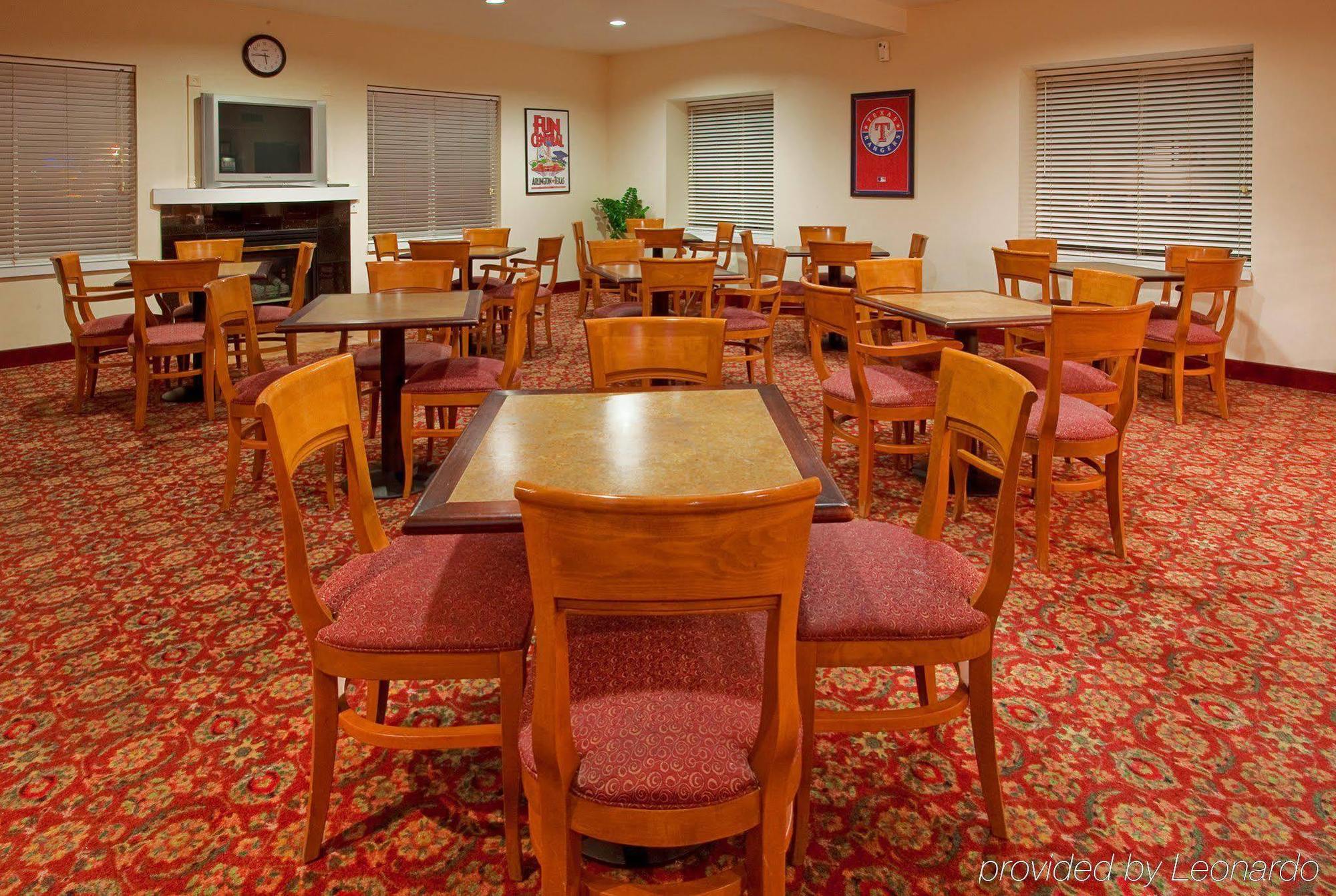 Four Points By Sheraton Dallas Arlington Entertainment District מסעדה תמונה