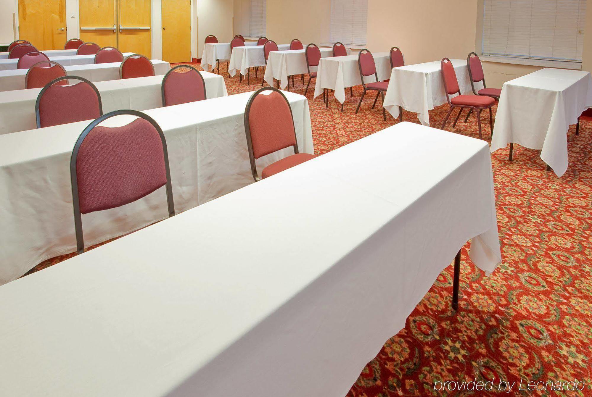Four Points By Sheraton Dallas Arlington Entertainment District מתקנים תמונה