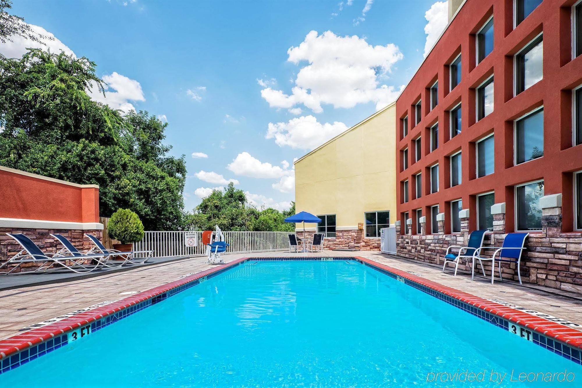 Four Points By Sheraton Dallas Arlington Entertainment District מראה חיצוני תמונה