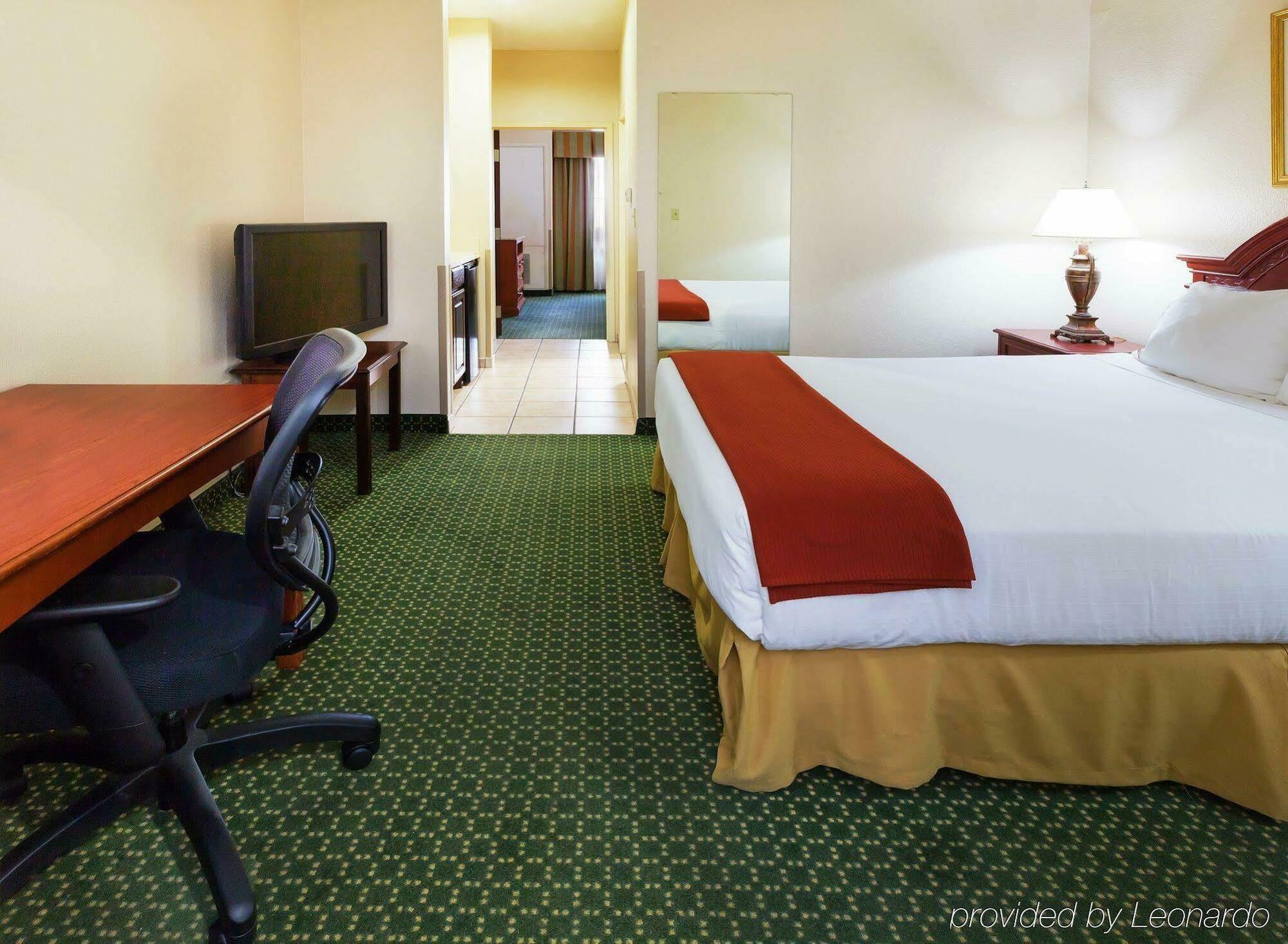 Four Points By Sheraton Dallas Arlington Entertainment District מראה חיצוני תמונה