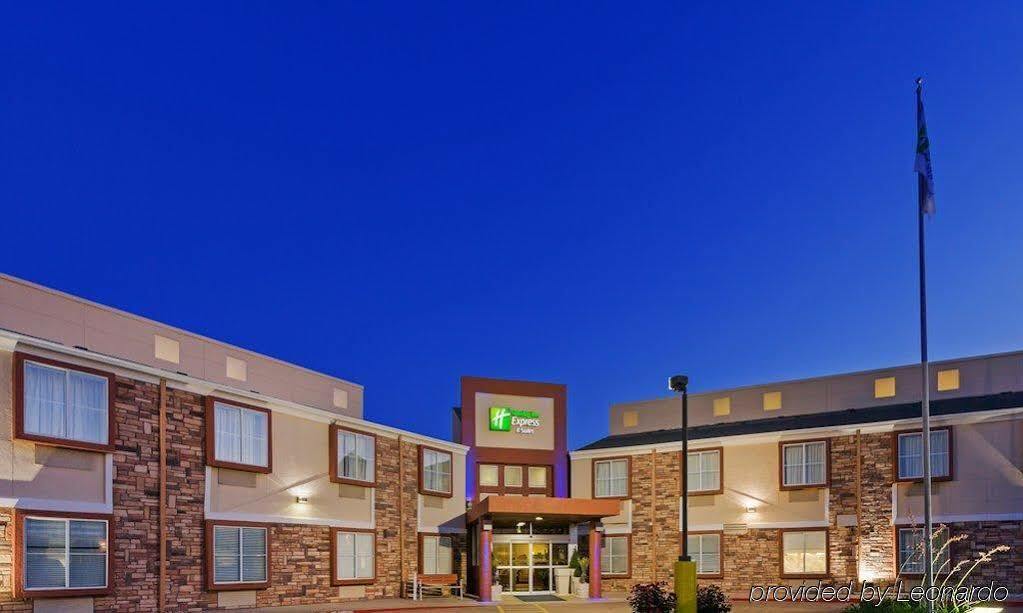 Four Points By Sheraton Dallas Arlington Entertainment District מראה חיצוני תמונה